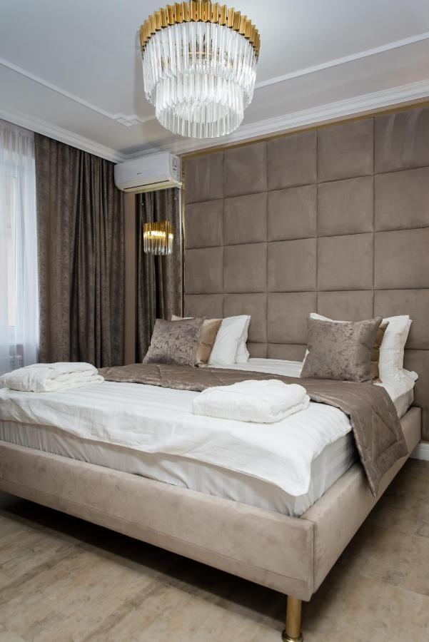Rakhat Hotel Uralsk Exterior photo